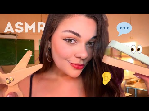 ASMR: AMIGA FOFOQUEIRA MEXE NO SEU CABELO🪮🪵