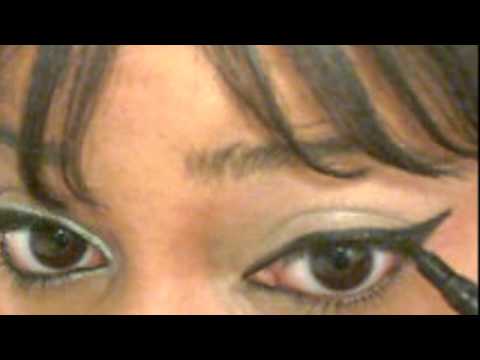 ♥Black and Silver Eyeliner (Winged Out)♥