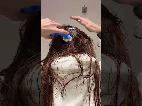 ASMR- MASSAGEM CAPILAR EM MIM