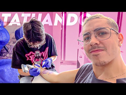 Fazendo minha PRIMEIRA TATUAGEM! (ASMR VLOG)