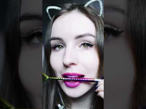 ASMR  TAPPING | FACE TOUCHING, BREATHING | PURRING, TEETH SOUNDS #asmrshorts #shortvideo #asmr