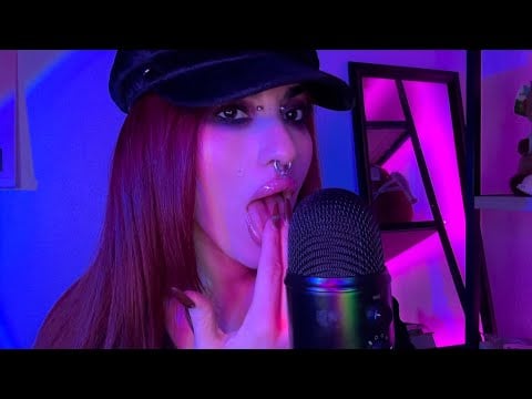 Tingly ASMR ✨ Kisses and Mouth Sounds 