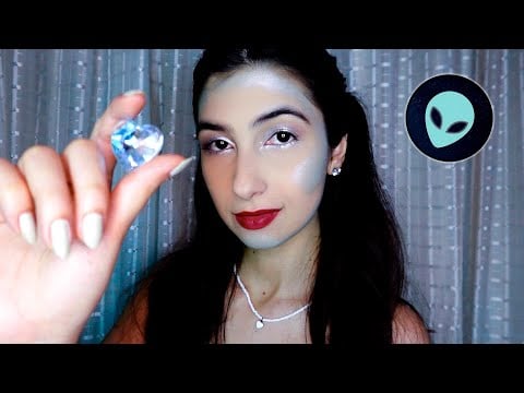 ASMR Alien cuidadosa examina você pela primeira vez 👽💫