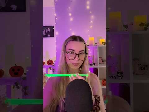 ASMR tingly tapping triggers 💕 #asmrtriggers #asmrtapping