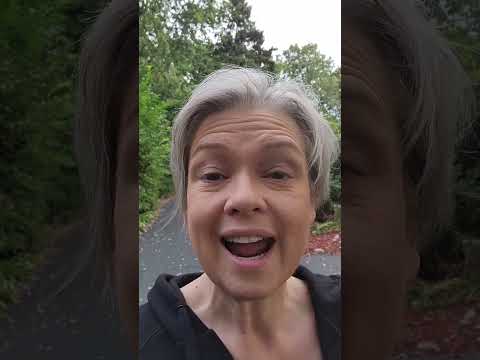 Day 28 of the 30 Day Walking Challenge with Amy Hale
