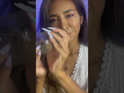 Sonidos en Botellita de Cristal #asmr #shorts #tappingasmr