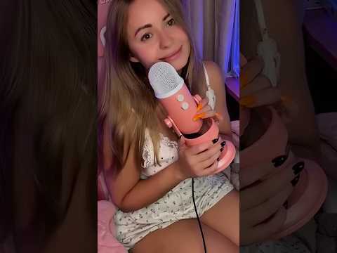 Full video is on my channel 🐱 #asmr #purr