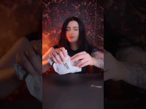 1ª caja sorpresa de Diciembre🎄 #asmr #asmrsounds #asmrvideo #blindbox #cajasorpresa #shorts #relax