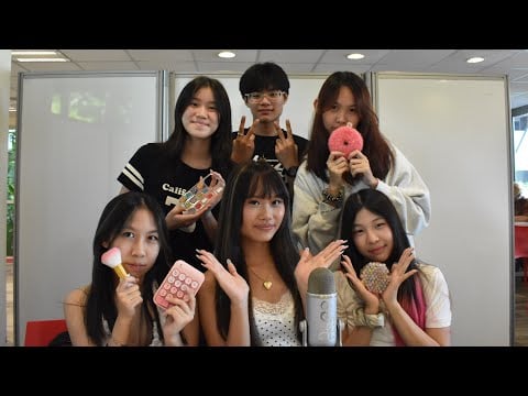 MY FRIENDS TRY ASMR FOR THE FIRST TIME (school edition)
