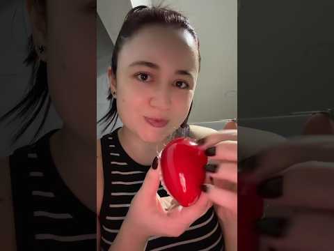 ASMR: PROVANDO MORANGO DO AMOR 🍓