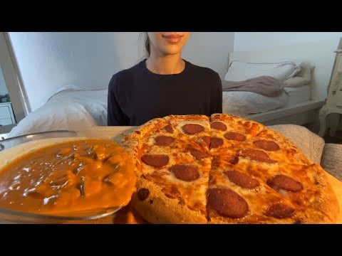 Cheesy Pepperoni Pizza 🍕 Mukbang ASMR | no talking