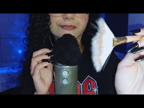 ASMR- PINCEL NO MICROFONE E NA TELA