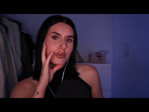 ASMR what's in my make-up bag