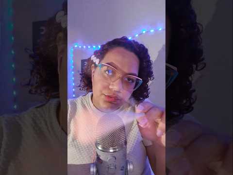 tocando no seu rosto com palitinhos 😱 #asmr #relax #asmrcameratapping #asmrcameratouching
