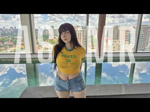 ASMR en una Piscina de Lujo en la Ciudad | sonidos de boca & fast aggressive 💦👄