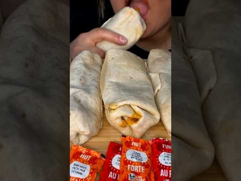 Taco Bell Burrito Feast #shorts #asmr #ytviral #tacobell