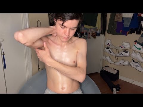 ASMR - Body Oil