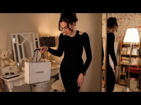 ASMR intimate moments of quiet evening ✨ Chanel unboxing & looking at paintings ~ closely whispered
