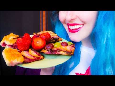 ASMR: Super Crispy Pop-Tarts w/ Bramble & Apple ~ Relaxing Eating Sounds [No Talking | Vegan] 😻