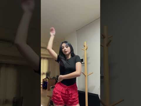 ARİANE BEING YOUR FAV ON PATREON