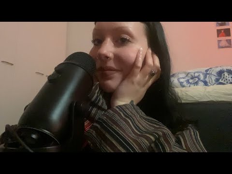 ASMR Suomi- ostosten esittelyä, close up-kuiskailuja, fiiliksiä ja naputtelua 🧚🏻‍♂️🤍