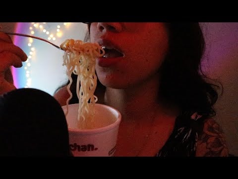 ASMR comiendo maruchan x2 🍜