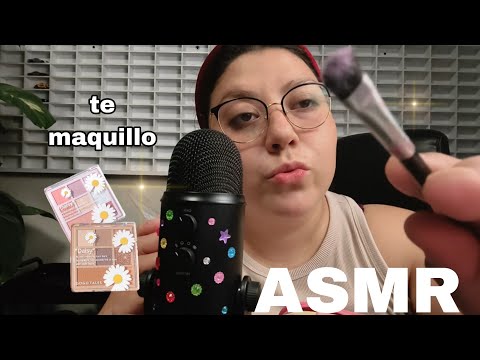 ASMR te maquillo con makeup de juguete 🩷🤭 susurros l tapping 💦 