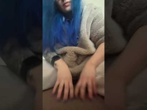 unfortunate sus hoodie scrunching😳🤣) #asmrscratching #asmr #asmrfastscratching #shorts