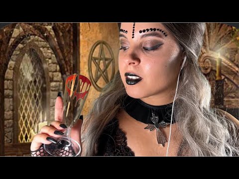 ASMR Amiga emo *algo tóxica* te maquilla y corta el pelo 🎃