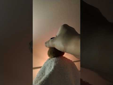 Brushing mic ASMR