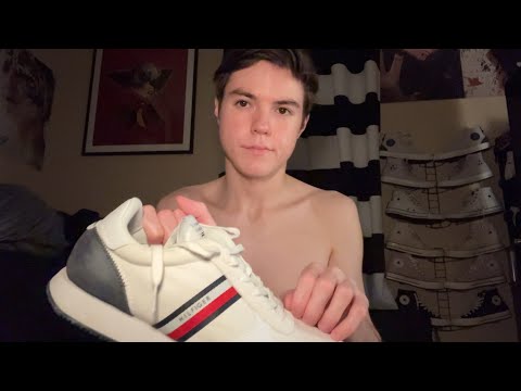 ASMR - Shoe Rubbing/Tapping