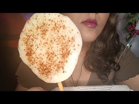 ASMR comiendo jicama (jicaleta) con tajin y chamoy de mora azul