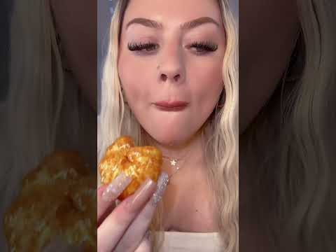 Crunchy, crisp, tangy, sweet tanghulu #tanghulu #satisfyingvideo #asmrvideo #satisfyingsounds