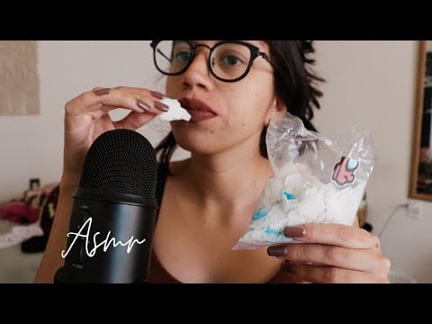 ASMR comiendo obleas