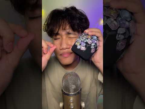 does it sound tingly? #asmr #asmrtriggers #asmrvideo #asmrtingles #asmrsounds #asmrsleep #shorts