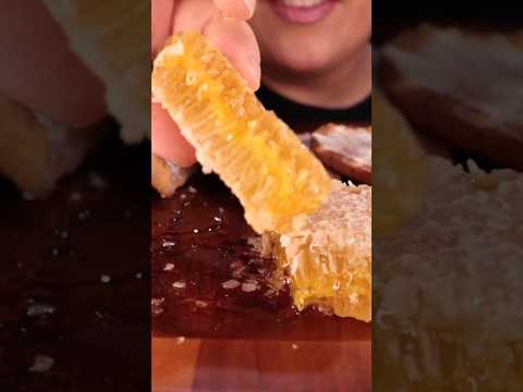 EXTREMELY STICKY HONEYCOMB #asmr #honey #sweet #food #shorts