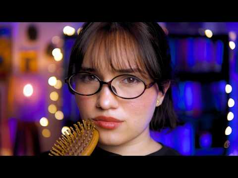 ★ASMR★  A GAROTA NERD QUE SENTA ATRÁS DE VOCÊ FAZ CARINHO E TE RELAXA #26