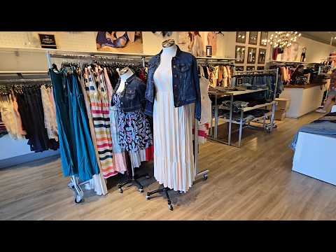 ASMR | Torrid Store Walk-Through (Whispered Voiceover)