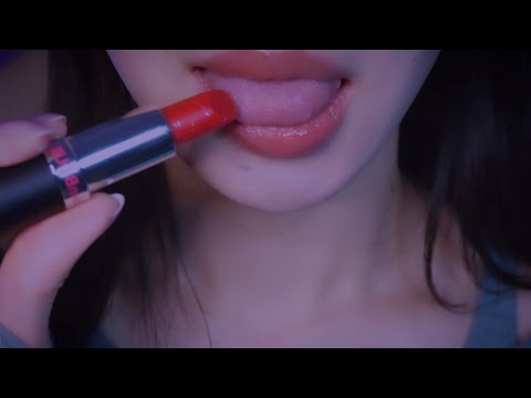 【ASMR】チョコレートの口紅と蜂蜜グロスを食べるマウスサウンド💄