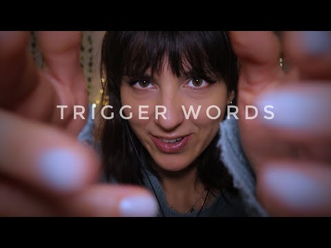 10 TRIGGER WORDS che ti faranno avere i BRIVIDI | ASMR Whispering 🎧