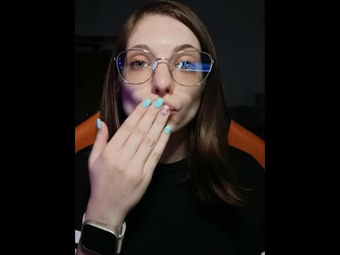ASMR | Carinho com beijinhos