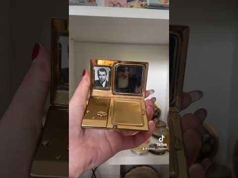 ASMR vintage compact with a secret #asmr #asmrsounds #vintage #explore #asmrvideo