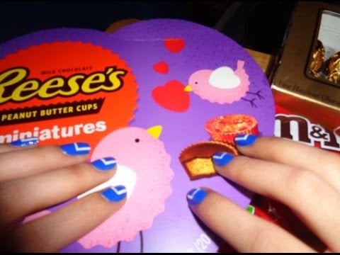 ASMR Valentine's Day Candy (Tapping, Crinkling, Scratching)