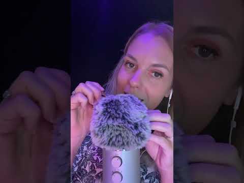 ASMR FR / Je regarde si tu as des poux sur la tête #asmrfr #asmr #shortsasmr