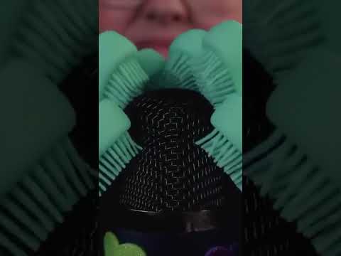 #brainmassage #tingles #josefinasmr #relax #sleep #asmr #asmrshorts #satisfying #micscratching