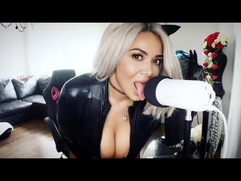ASMR // INTENSE PERSONAL EAR ATTENTION & WHISPERING 👄👂