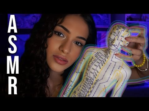 ASMR MASSAGEM AGRESSIVA E RELAXANTE NO BONECO DE ACUPUNTURA 😴 PARA SENTIR ARREPIOS E RELAXAR 💤