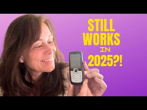 Unboxing the Nokia 2610 (2007) | Soft Spoken Retro Mobile Phone ASMR