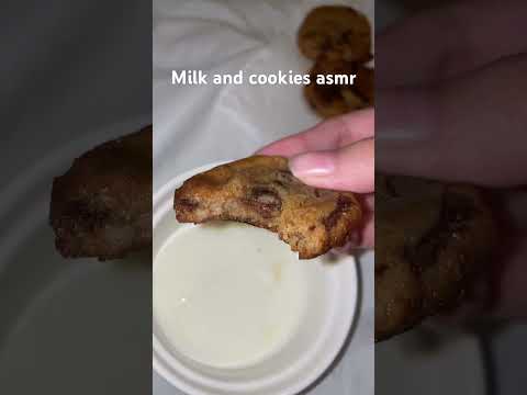 #asmr #mukbang #cookies #milk #eatingsounds #milkandcookies