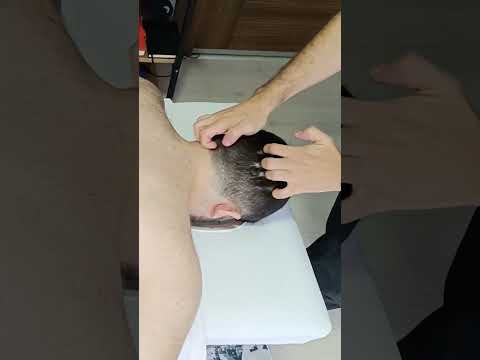 THE MOST RELAXING MASSAGE FOR BACK AND NECK #satisfying #relaxing #asmr #shorts #massage
